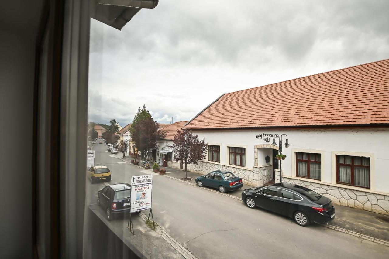 Vaskó Panzió Borpince Tokaj Exterior foto